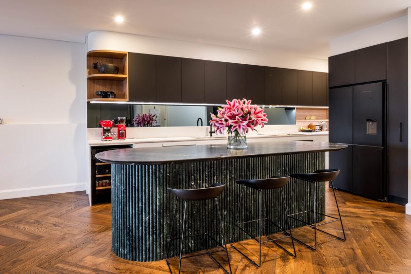 Circular Kitchen Island​